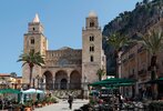 Kathedrale und Piazza Duomo in Cefalu