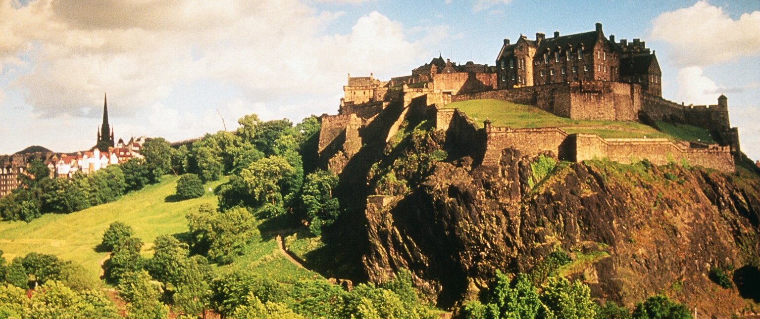 Schloss Edinburgh von der Princess Street