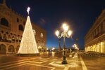 Weihnachtsbaum auf dem Markusplatz