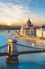 Parlament und Kettenbrücke in Budapest